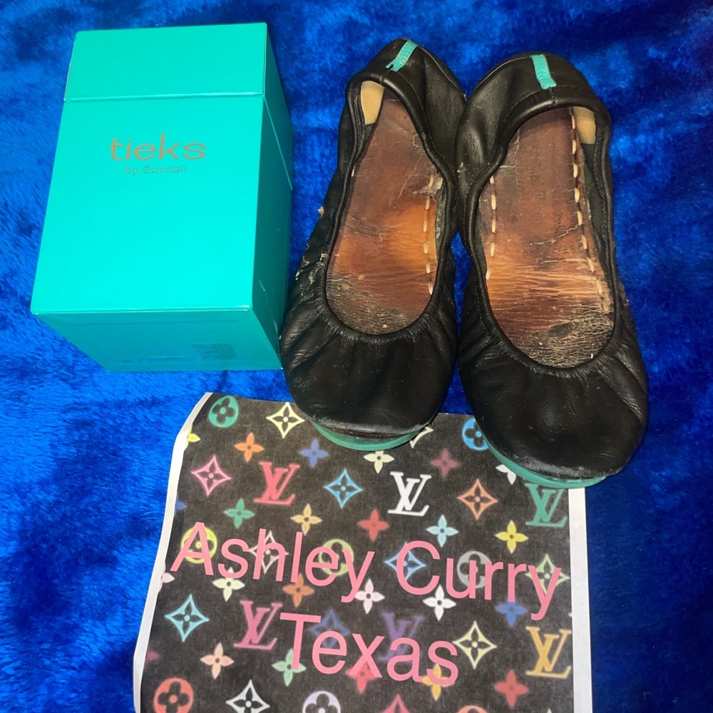 Tieks Matte black